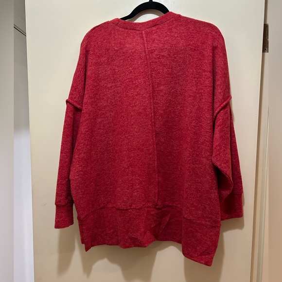 Zenana Outfitters Red Sweatshirt - Picture 2 of 3